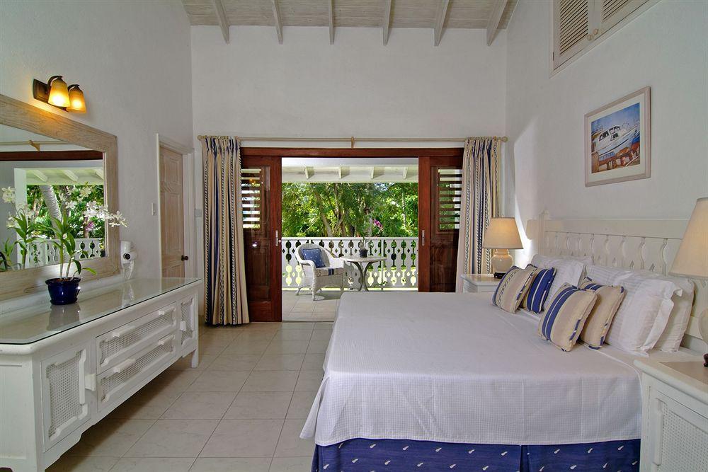 Settlers Beach Hotel Saint James Ruang foto