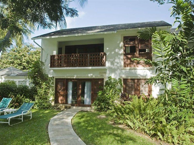 Settlers Beach Hotel Saint James Bagian luar foto