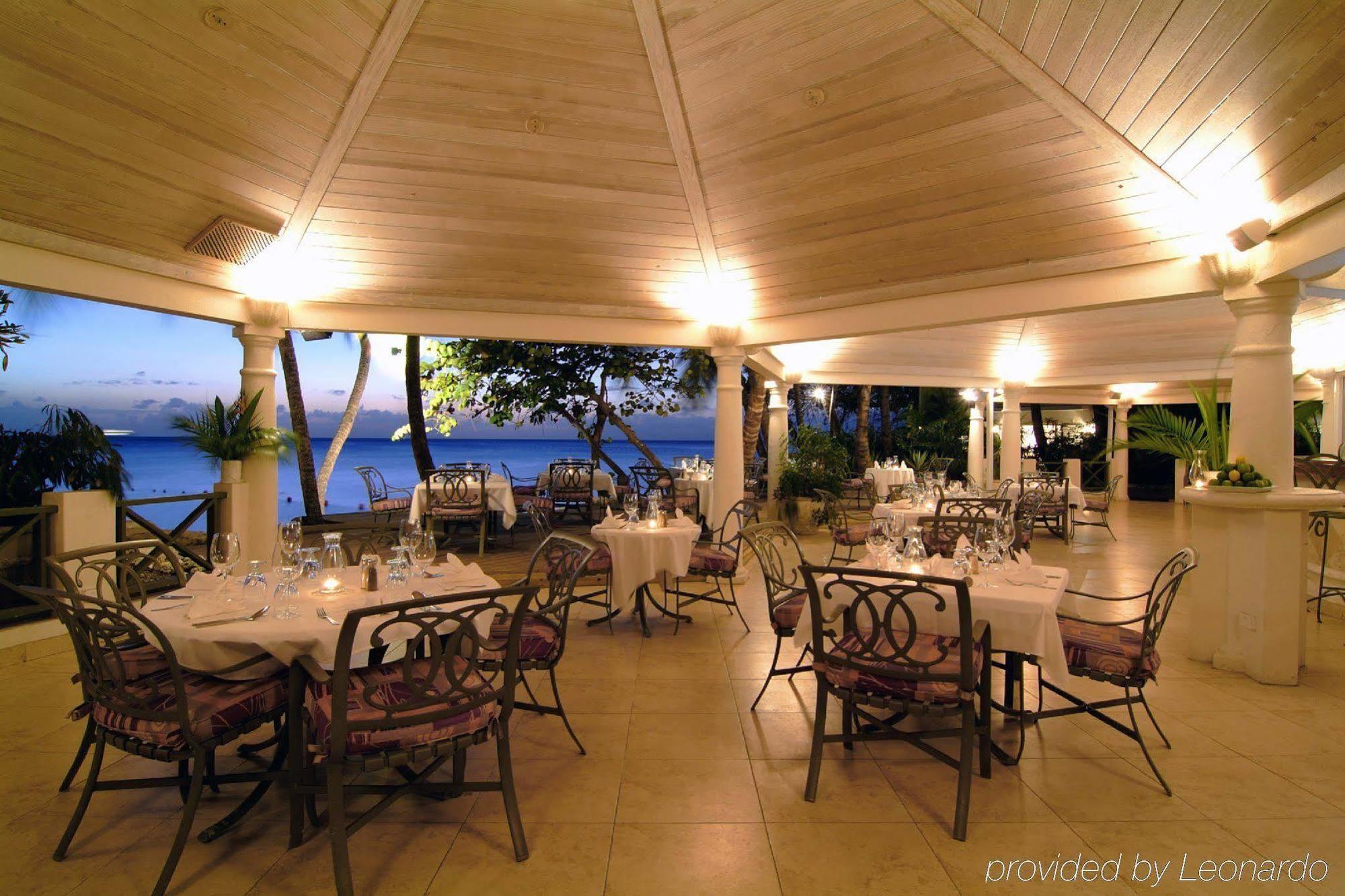 Settlers Beach Hotel Saint James Restoran foto